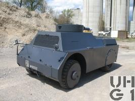 Mowag Panzerattrappe 4x4